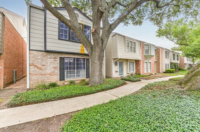 Building Photo - 14111 Misty Meadow Ln