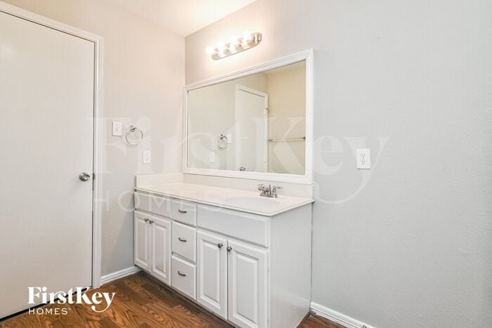 Building Photo - 4027 Cary Creek Dr