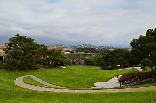 Building Photo - Condo in Niguel Terrace short walk to beach access