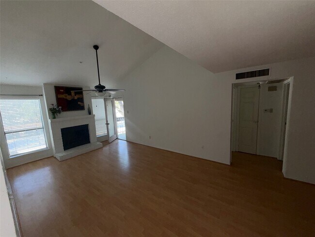 Building Photo - 7950 N Stadium Dr