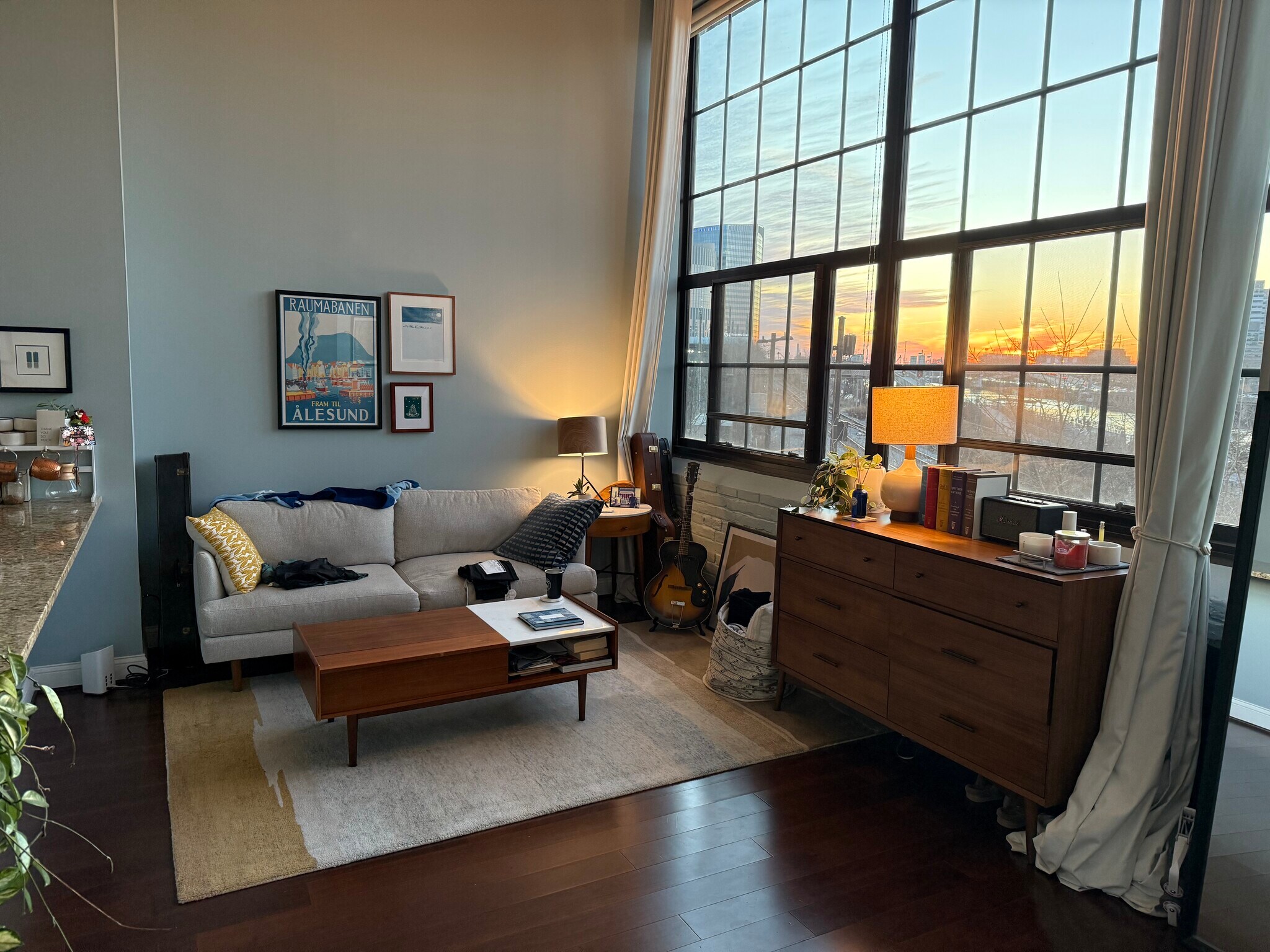 Building Photo - 2429 Locust St