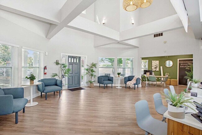 Building Photo - 800 Alexander Rd