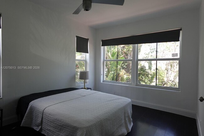Building Photo - 1320 Drexel Ave