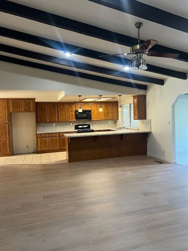 Building Photo - BEAUTIFUL 4 BEDROOM W/POOL IN FAIR OAKS!!