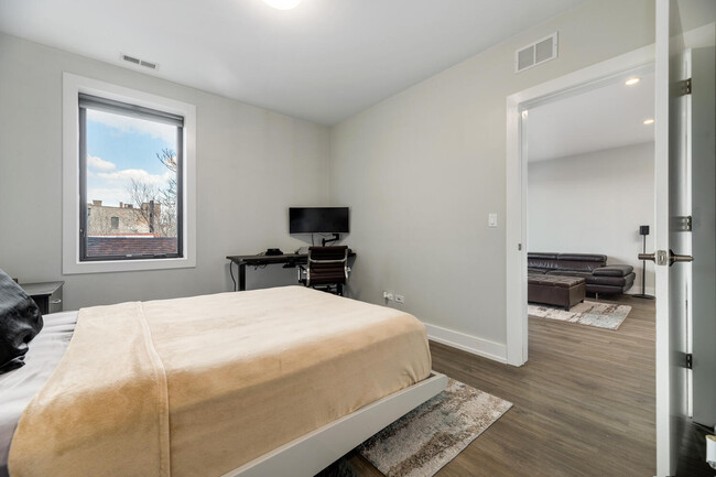 Building Photo - 2111 S Halsted St