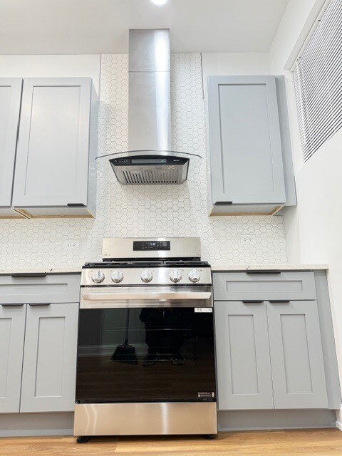 Building Photo - 1305 E 69th St