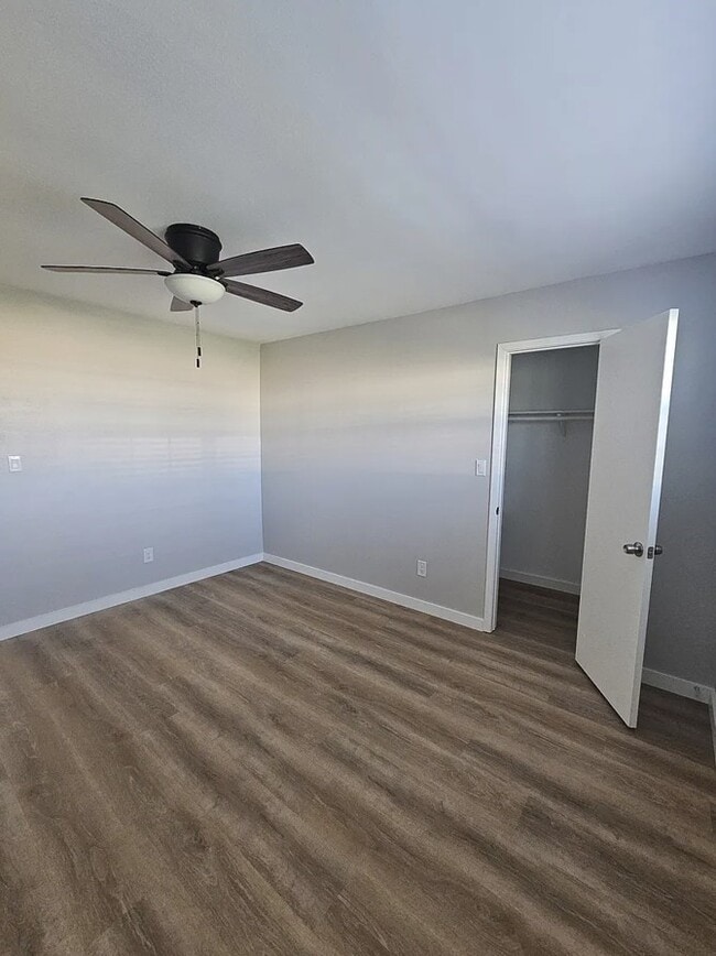 Building Photo - 4319 Baynard Dr