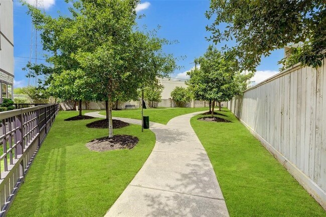 Building Photo - 3523 Napavine Ln