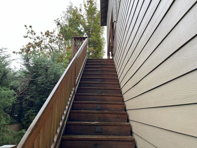 Building Photo - Spacious Corner-Lot Home with Three Levels...