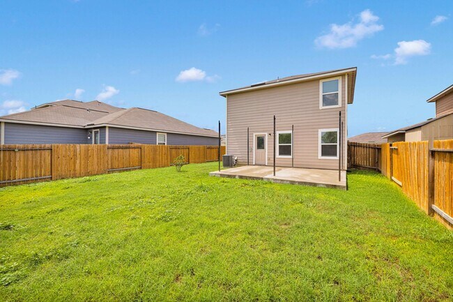 Building Photo - Charming Two-Story Home on Far West Side