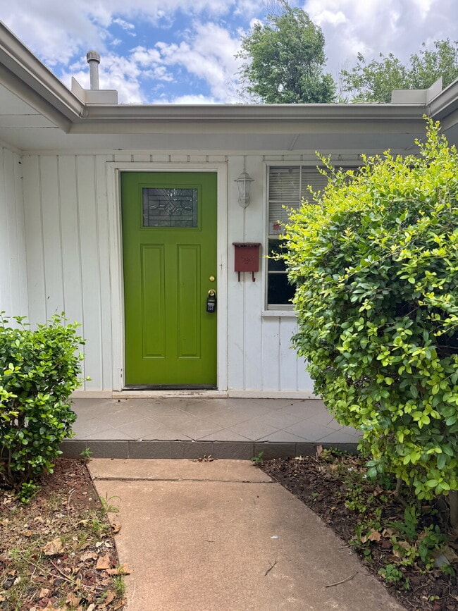 Building Photo - Charming  4-Bedroom Home in the Village!