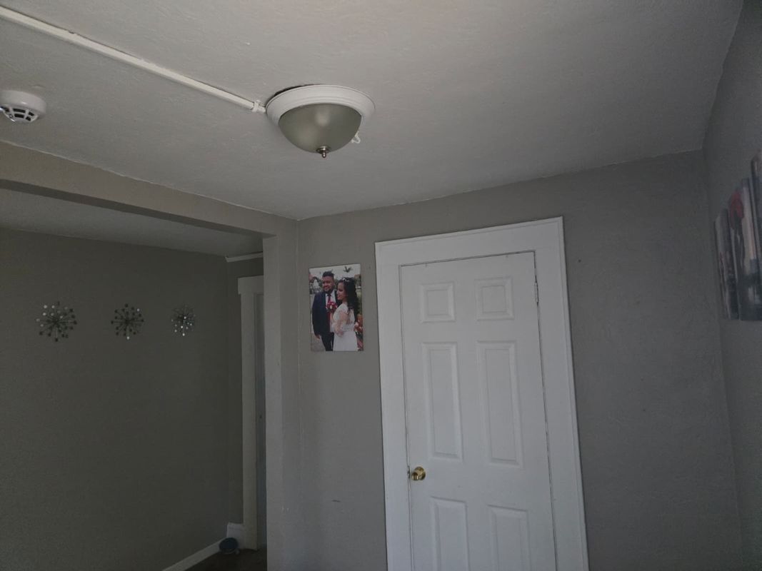 Building Photo - 144-146 Mapes Avenue, 3