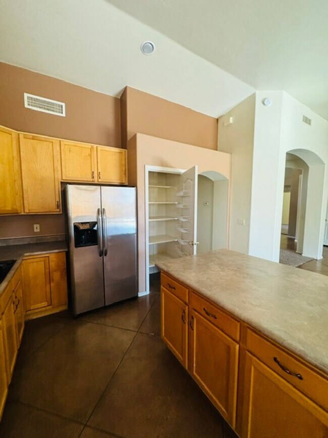 Building Photo - Oro Valley- 4 bedroom/ 2 bathroom home