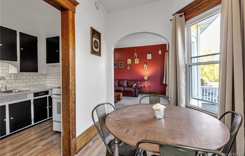 Building Photo - 417 W Delavan Ave