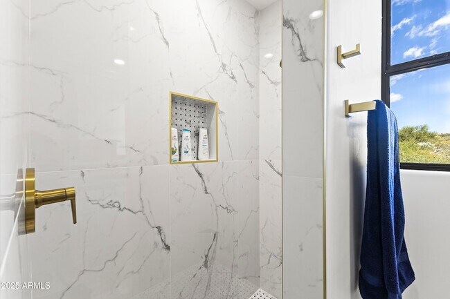 Building Photo - 40199 N 105th Pl