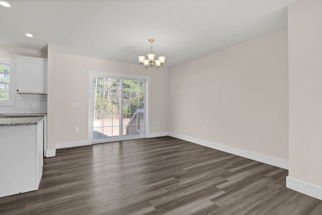 Building Photo - Cozy 3-Bedroom Home in Belvedere Plantation