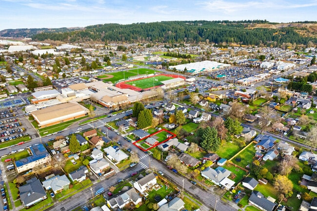 Building Photo - 903 Bonney Ave