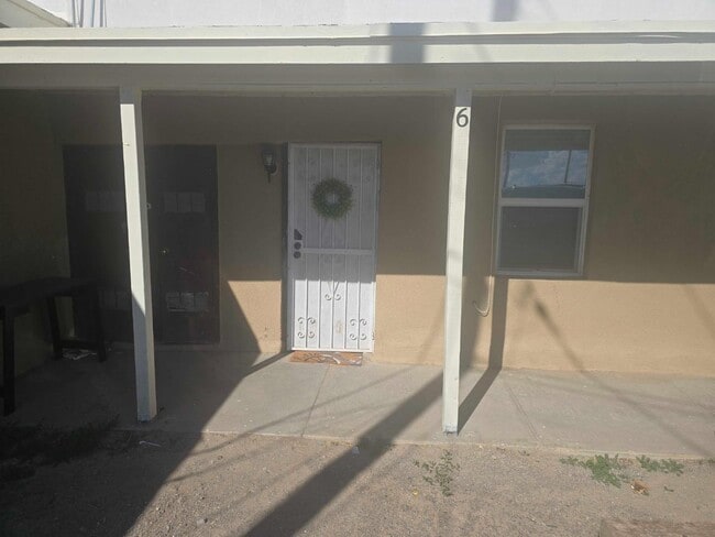 Building Photo - 120 S Carolina Dr