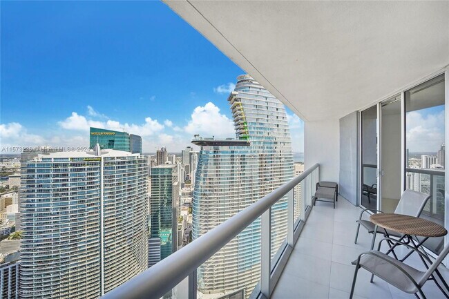 Building Photo - 465 Brickell Ave