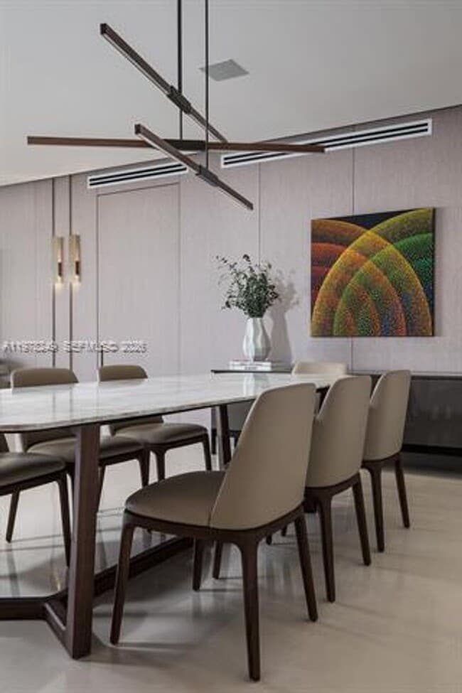 Building Photo - 10201 Collins Ave