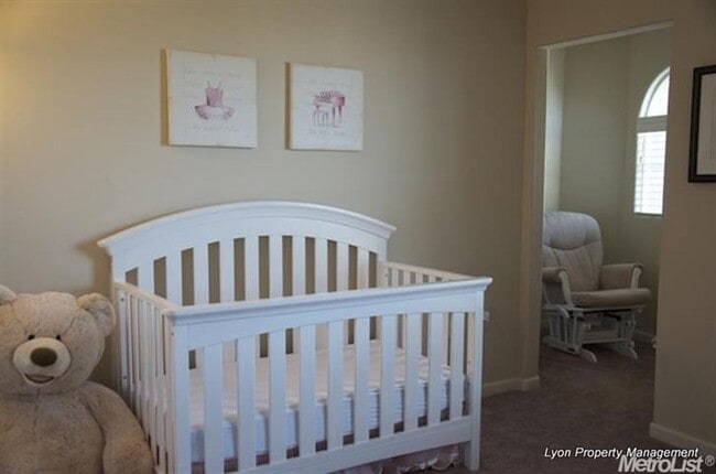 Building Photo - Cozy Condo nestled in Syrah at Natomas!