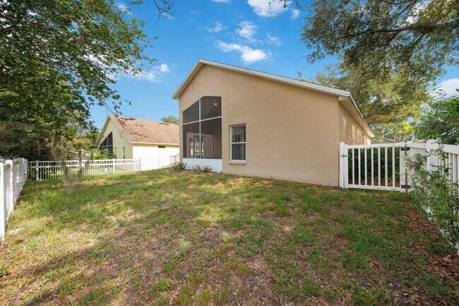 Building Photo - 2364 Paulette Dr