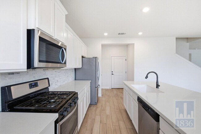 Building Photo - 8309 Greyhawk Cv