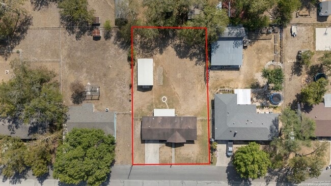 Building Photo - 1228 Rivercrest Dr