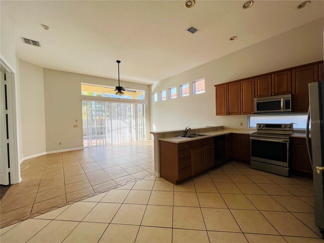 Building Photo - 8413 St Marino Blvd