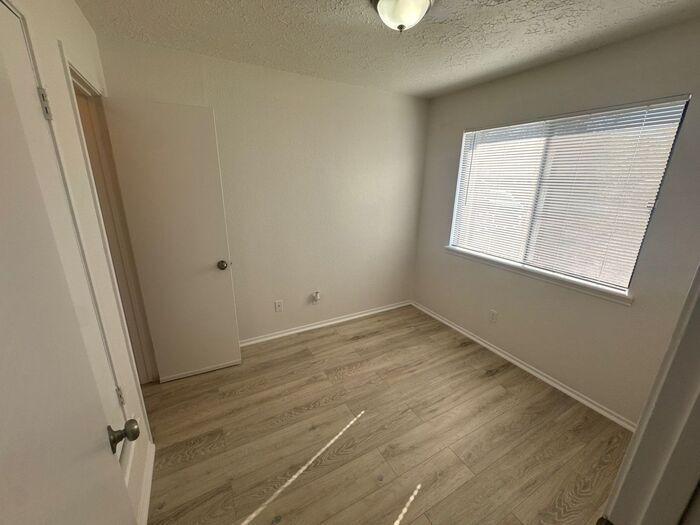 Building Photo - 1318 Marlton St