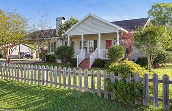 Building Photo - 508 Foreman Dr