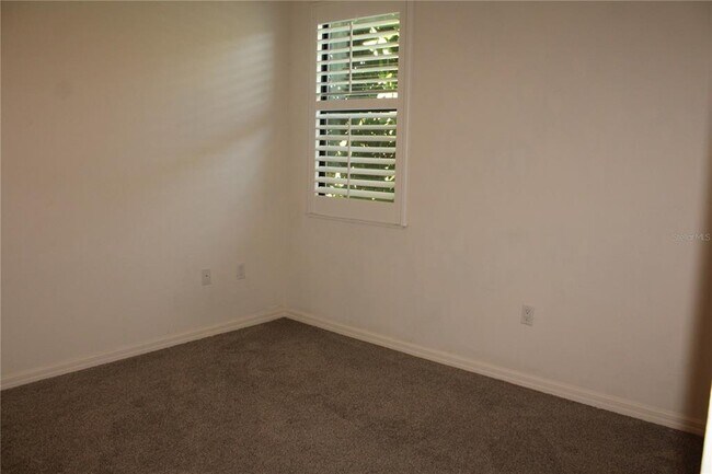 Building Photo - 629 Rosemary Cir