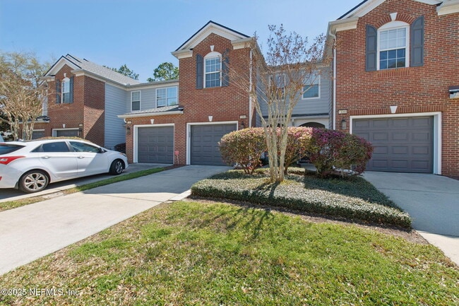 Building Photo - 13362 Stone Pond Dr