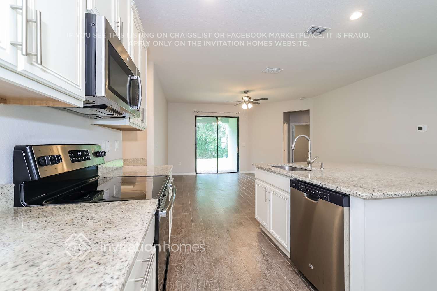 Building Photo - 5166 Sassari Ave