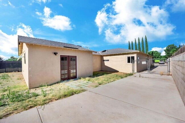 Building Photo - 42215 52nd St W
