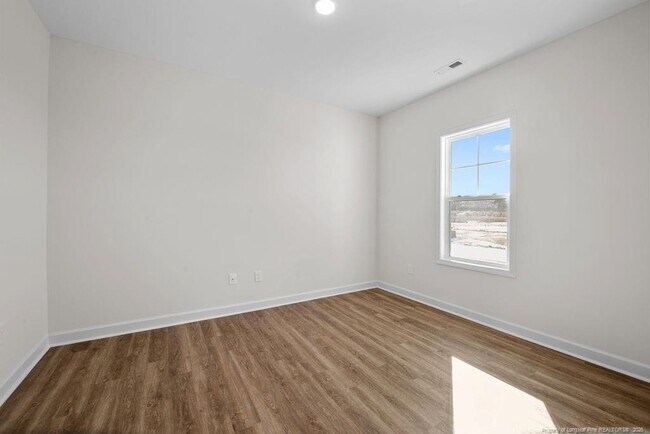 Building Photo - 544 Ashley Hts Dr