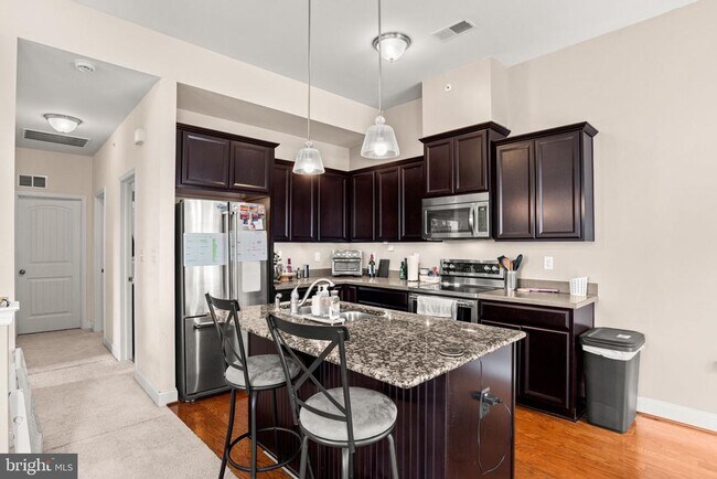 Building Photo - 752 Whitetail Dr