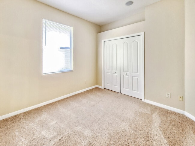 Building Photo - 204 Patrice Hope St