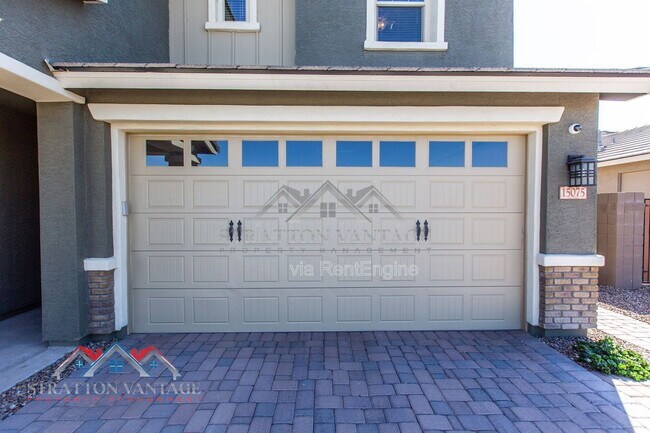 Building Photo - 15075 W McKinley St