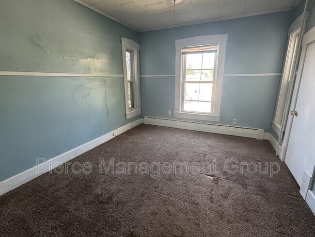 Building Photo - 69 Turnpike St