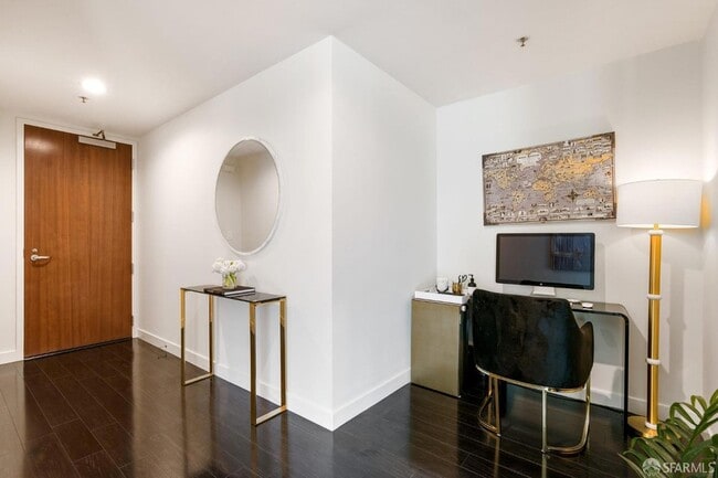 Building Photo - 338 Spear St