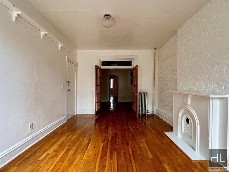 Building Photo - 4BR 1BA Turn Of The Century Floor Through Fulton St. Shophouse Brownstone w/ Bonus Room