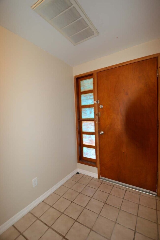 Building Photo - 11530 Duda Rd