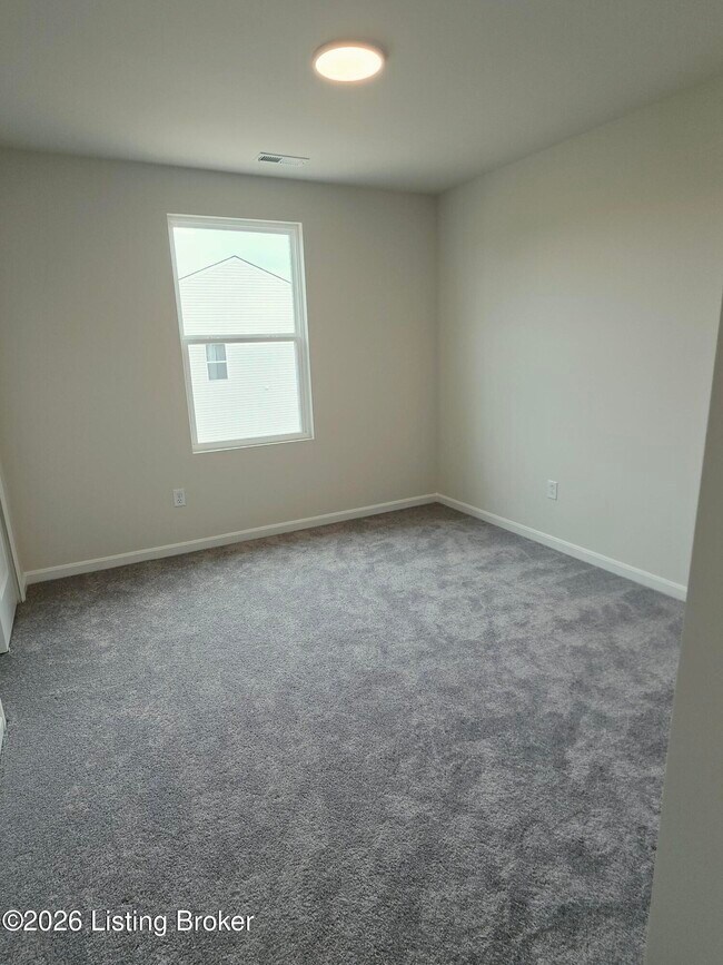 Building Photo - 11144 Castlebrook Dr