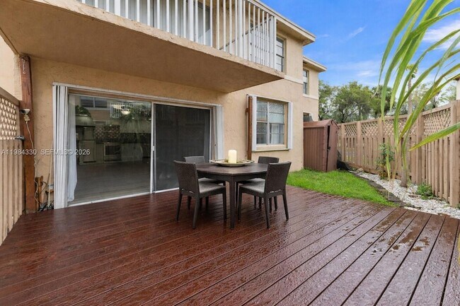 Building Photo - 4540 NW 79th Ave