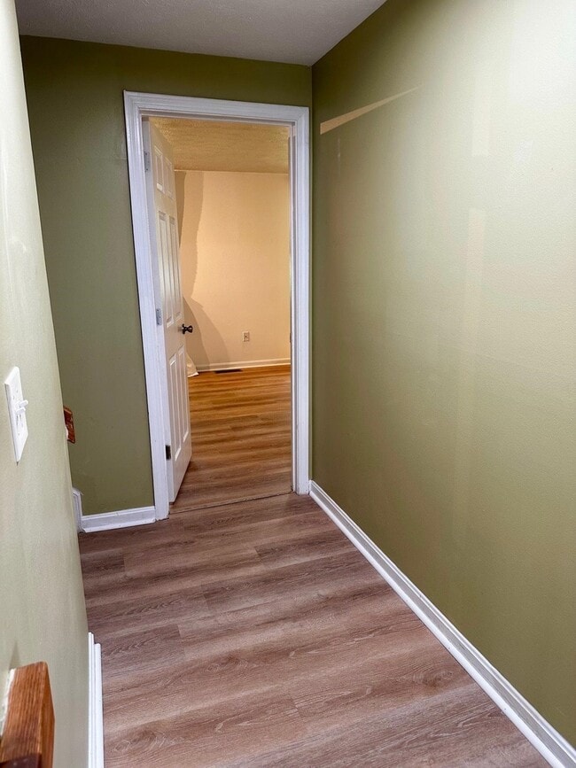 Building Photo - 41 Albury Stone Cir