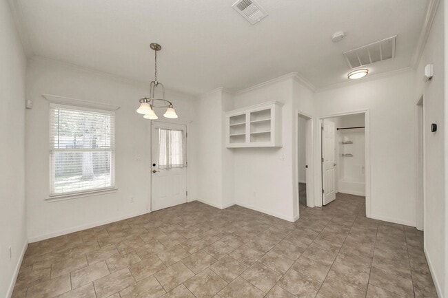 Building Photo - 228 Greenleaf St