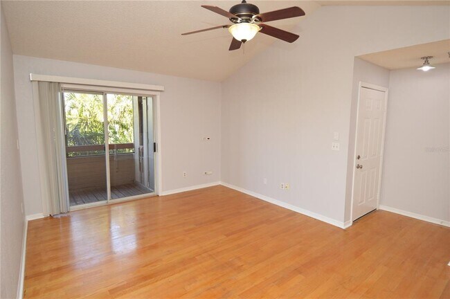 Building Photo - 10263 Gandy Blvd N