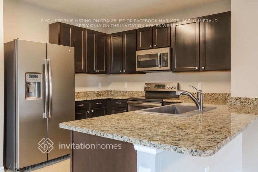 Building Photo - 4045 Lindever Ln