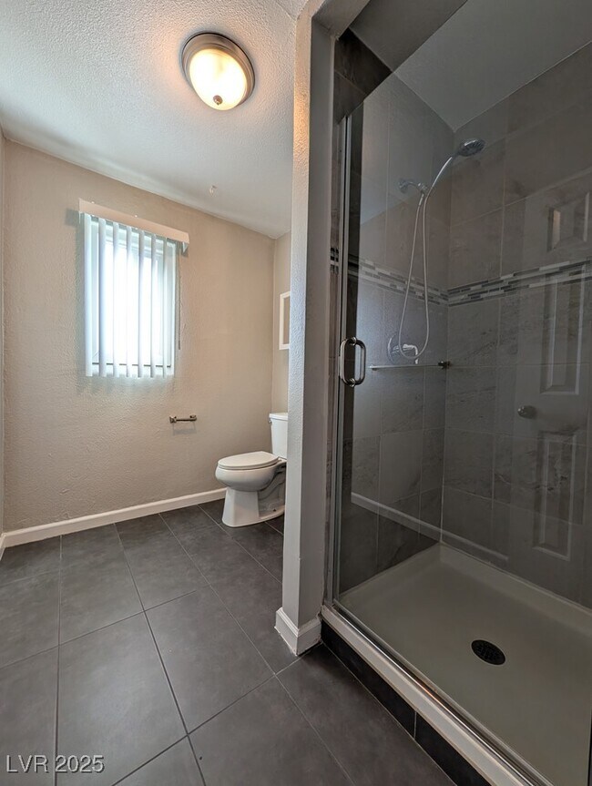 Building Photo - 319 N 11th St